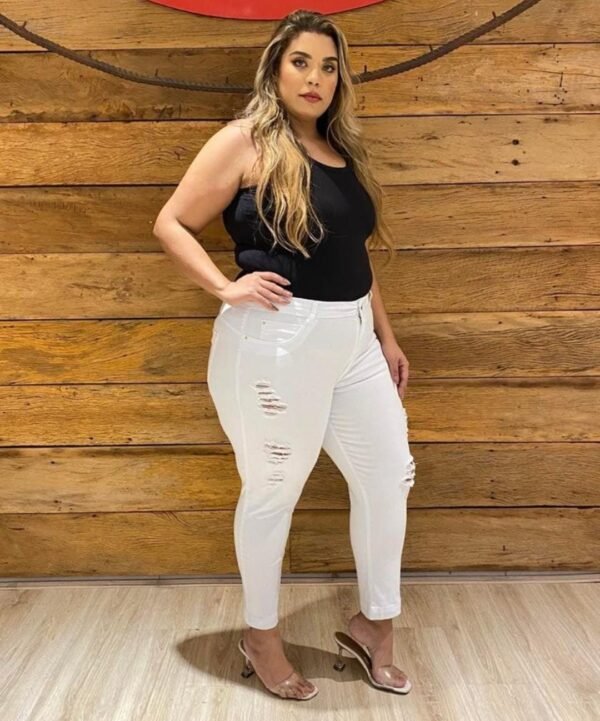 CALÇA CROPPED BRANCA PLUS SIZE - Imagem 2